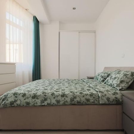 Ambassador Apartment Baia Mare Extérieur photo