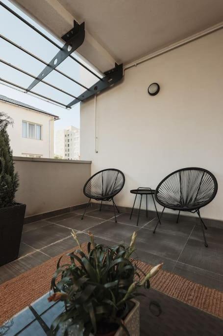 Ambassador Apartment Baia Mare Extérieur photo