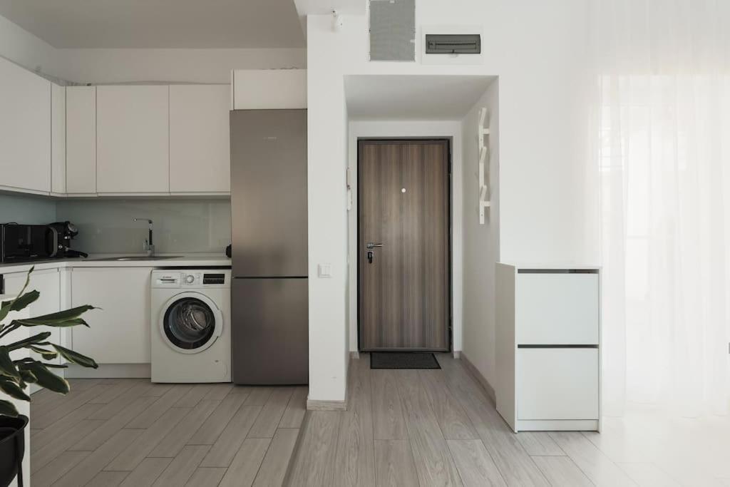 Ambassador Apartment Baia Mare Extérieur photo